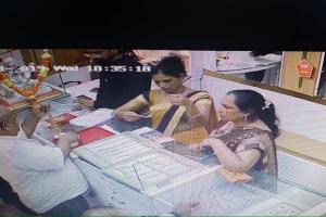 Two women pose as customers, steal gold chain worth Rs 80,000