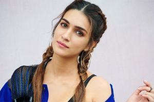 Housefull 4: Kriti Sanon grips audience yet again with her comic timing