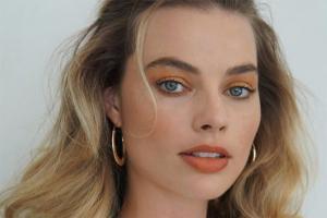 Margot Robbie to star in and produce 'Fools Day'