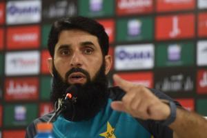 Misbah's savage reply to journalist on 'tuk-tuk' batting question
