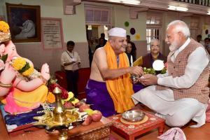 PM Modi worships Lord Ganesh during Mumbai visit