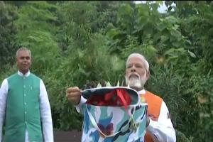 Narendra Modi releases butterflies on his 69th birthday