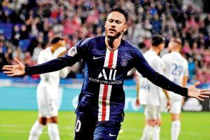 Neymar can do better, says coach after Brazilian heads PSG to victory