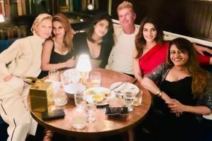 Kriti Sanon spends time with Priyanka Chopra over dinner in NYC