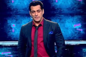 Bigg Boss 13: Salman Khan introduces Rashami Desai, other contestants