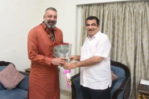Sanjay Dutt visits Union Minister Nitin Gadkari at his residence