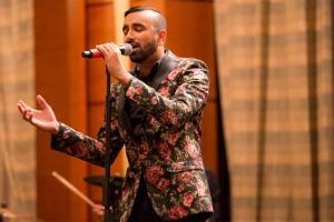 Meet singer Shahid Shabaz winner off voice off UAE