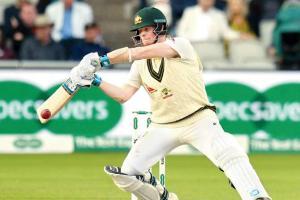 Steven Smith stands tall again