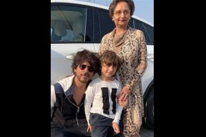 Gauri Khan shares a precious photo of Shah Rukh Khan with son AbRam