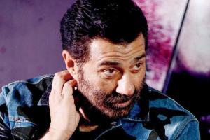 Sunny Deol shares tips for budding actors