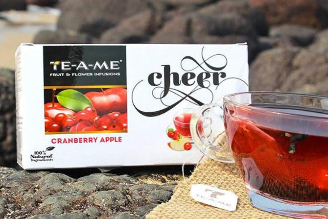 TE-A-ME Cranberry Apple Fruit and Flower