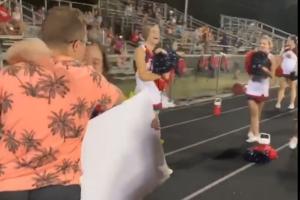Florida student with Down syndrome proposes girlfriend, wins Internet