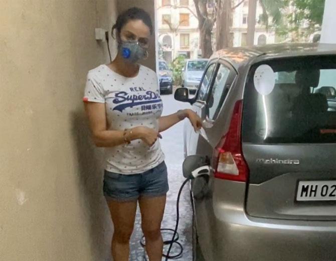 Gul Panag also gave out tips on how to take care of your vehicles, amid lockdown. She shared a photo of her charging her electric car and wrote, 