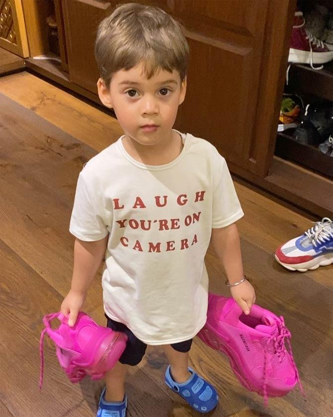 This video will leave you laughing on the floor! As Yash Johar confuses Karan Johar's pink shoes with Roohi's, the tiny tot has an opinion too. Watch the videos on Karan Johar's Instagram account exclusively.