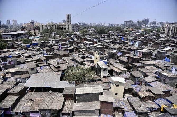 On Friday, people across the city were seen defyiing the lockdown as many thronged the vegetable markets, grocery stores and medicals to shop for essentials. 