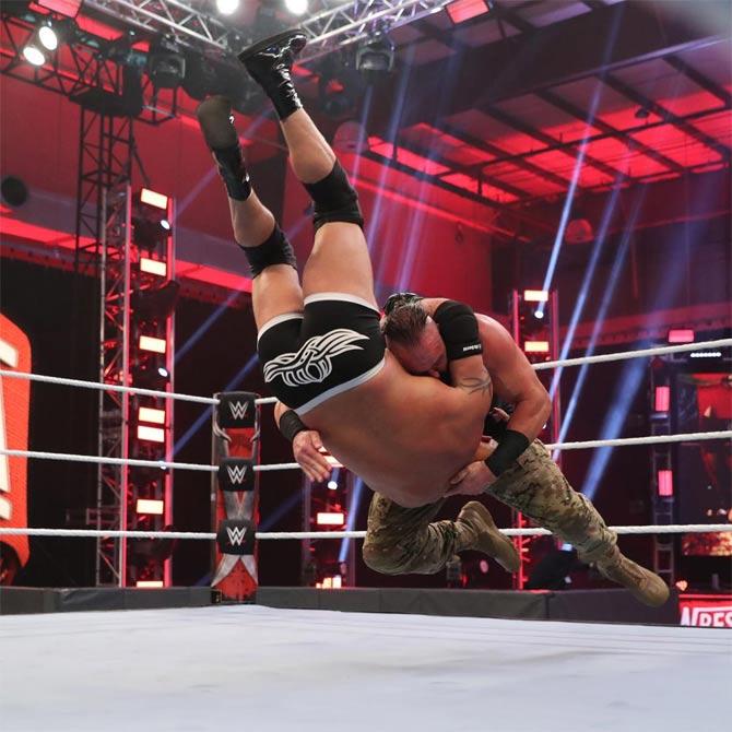 Goldberg would go on to quickly attack Braun Strowman with four Spears, but Strowman countered during the Jackhammer.