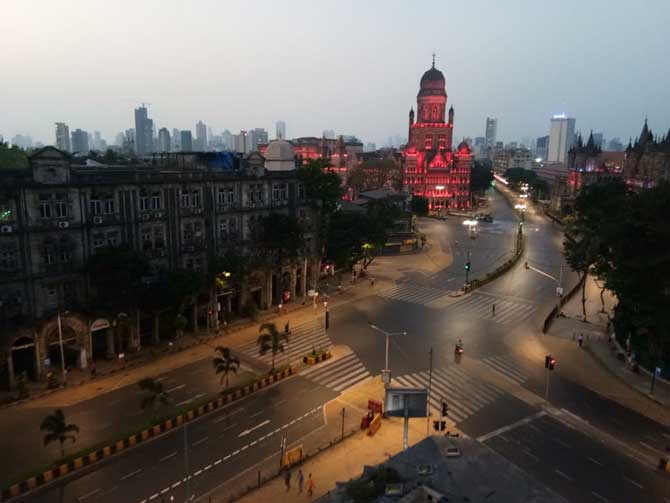 BMC Headquarters
The archaic stretch comprising the legendary BMC Headquarters, CSMT railway station which has been one of the selfie points for Mumbaikars and tourist for its equisite architecture, is uncannily deserted since the lockdown.