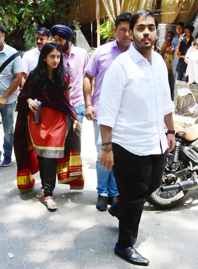 Anant is often spotted at events with his friend, Radhika Merchant.
In picture: The two attended an event in Bandra where Anant donned a plain white shirt and pants and Radhika wore a casual salwar suit.