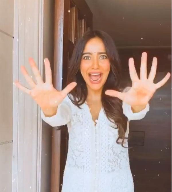 Neha Sharma also shared a video to thank her fans and followers on Instagram as she passed the 10 million mark. 