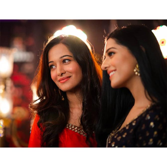 Amrita Rao, who is best remembered for her roles in Ishq Vishk, Main Hoon Na, Vivah, stayed away from the limelight for a few years but made a comeback of sorts with Nawazuddin Siddiqui-starrer Thackeray. Her younger sister Preetika Rao played the main lead in the TV show Beintehaa. Preetika made her debut in Tamil cinema in 2010 with Chikku Bukku.