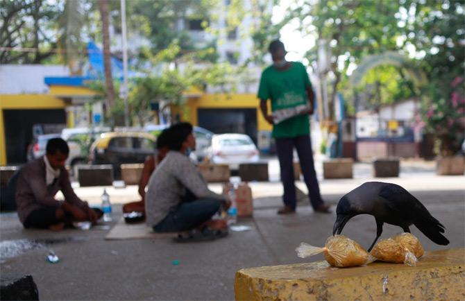 While addressing a press conference, the Indian Council of Medical Research (ICMR) said that they have conducted 2,06,212 COVID-19 tests till yesterday. ICMR's head scientist Dr. Raman R Gangakhedkar said that the consignment of COVID-19 kits is expected to arrive from China on April 15.