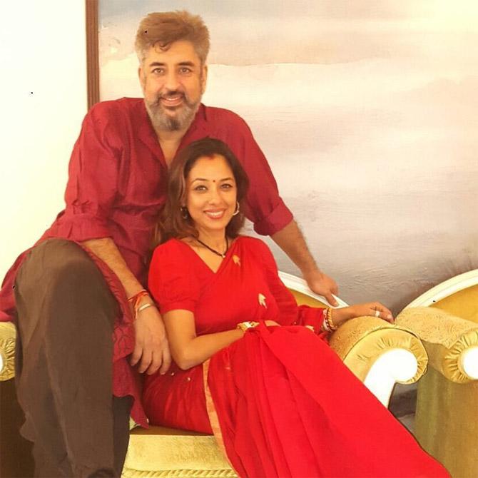 In February 2013, Rupali Ganguly tied the knot with best friend Ashwin Verma, who is into making corporate and ad films. It was a hush-hush wedding and an intimate ceremony. The couple was blessed with a son in August 2013, whom they named Rudransh.