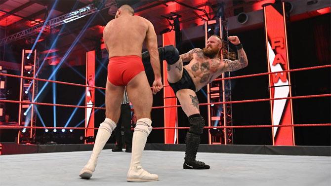 Aleister Black once again proved his dominance in singles matches with an easy victory over Oney Lorcan