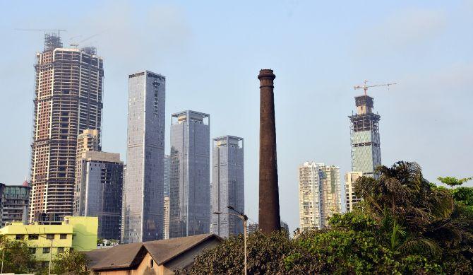 With around 721 containment zones in Mumbai, BMC chief Praveen Pardeshi said that industries will not be allowed to function, but only private constructions can take place in non-containment zones.The civic body has allowed work on private construction projects in non-containment zones only if construction workers are available at the site and no workers should be brought from outside.