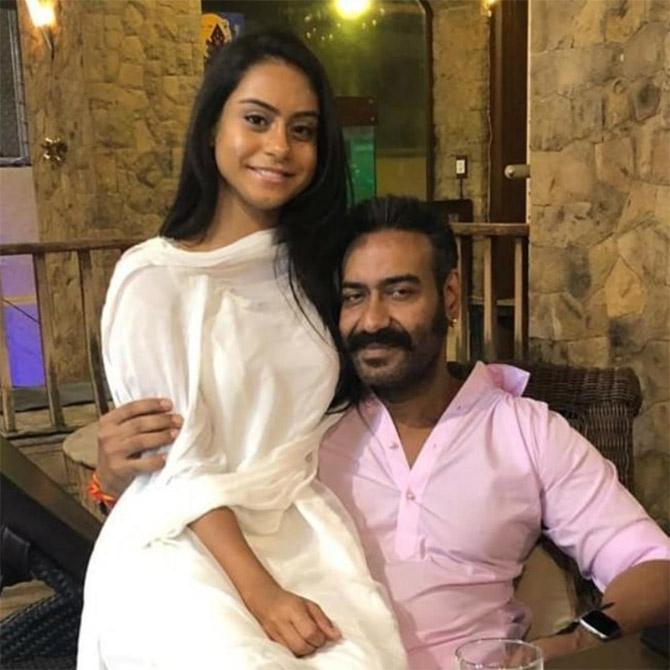 Another lesser-known fact about the father-daughter duo is Ajay Devgn only sings in front of Nysa as he feels most comfortable in front of her. 
