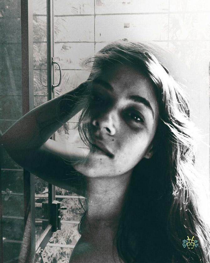 As an artiste who has dabbled in films as well as web shows, Gagroo says that she has had the first-hand experience of the bias. 