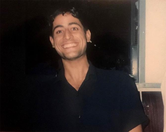 Mohit made his acting debut with the television show Antariksh - Ek Amar Katha. He went on to grab small roles in daily soaps such as Bhabhi and Meher. In the meanwhile, he even bagged an opportunity to make his debut in Bollywood.