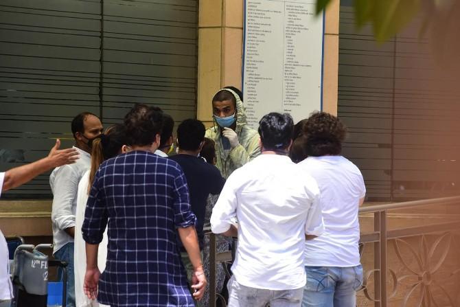 Nearly two years ago, in 2018, Irrfan was diagnosed with neuroendocrine cancer and was undergoing treatment for the same. On Tuesday, the Piku actor had been admitted to Mumbai's Kokilaben Dhirubhai Ambani hospital with a colon infection and was kept in the Intensive Care Unit (ICU) care.
In picture: Irrfan Khan's family at Kokilaben hospital in Mumbai.