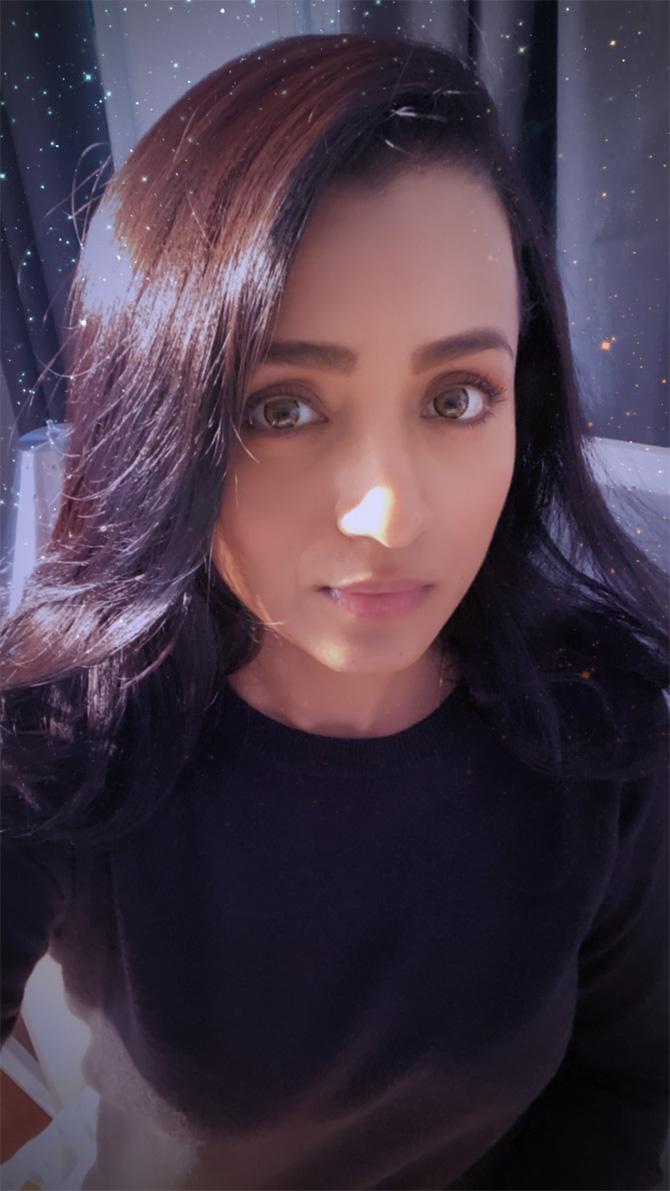 Trisha has been impressing the audience for over a decade. In fact, technically speaking she will be completing 2 decades in the glamour industry, after her debut music video 'Meri Chunar Ud Ud Jaaye'.