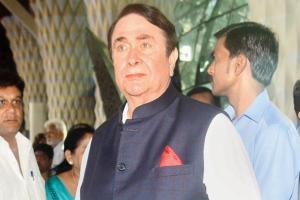 Randhir Kapoor: Rishi Kapoor dies after two-year battle with cancer