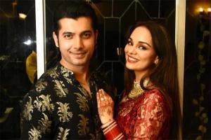 Sharad Malhotra makes sure to make first anniversary special for wife