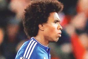 Willian says 'beautiful' Chelsea story nearing end