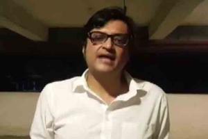 FIR against Arnab Goswami for accusing Sonia Gandhi over Palghar unrest