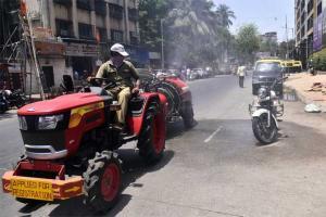 Maharashtra extends lockdown as citizens brace for veggie shortage