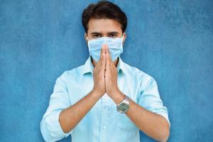 Radio City asks To Stay Indoors with Ghar Se Na Niklenge Anthem