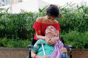 Jigyasa Singh spends time with her grandmother amid quarantine