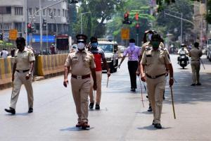 Mumbai: NGO provides vanity vans for cops on lockdown duty