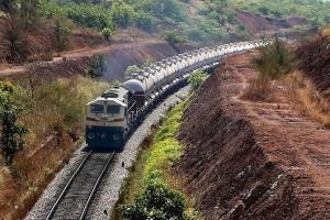 Indian Rly transports 25,588 tonnes of manure for Moradabad farmer