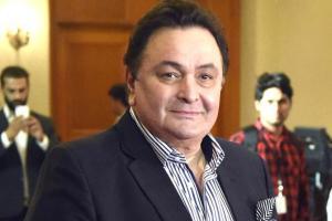 Rishi Kapoor passes away at the age of 67; Amitabh Bachchan confirms