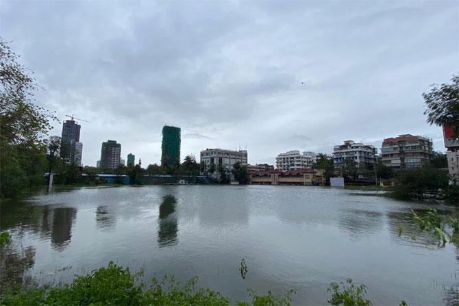 Vihar Lake, which supplies water to Mumbai, is overflowing after heavy downpour. The continuous downpour in the last few days has also increased the water levels in Mumbai's lakes, KS Hosalikar said. He also shared a picture on Twitter showing the percentage of rainfall the lakes received in the last three days.