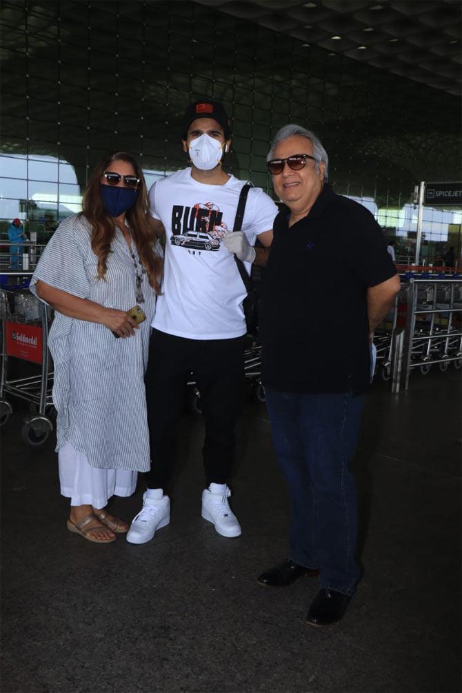 Karan Tacker with family and Sharad Kelkar snapped at Mumbai airport