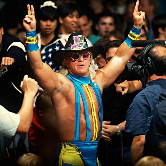 Jeff Jarrett - The former WWE superstar made his SummerSlam debut in 1994 and defeated Mabel. In 1998, Jarrett lost to X-Pac in a Hair vs Hair match. The next year he defeated D'Lo Brown in the opening match at SummerSlam. Jarrett is a six-time Intercontinental champion, one-time tag team and European champion each.
