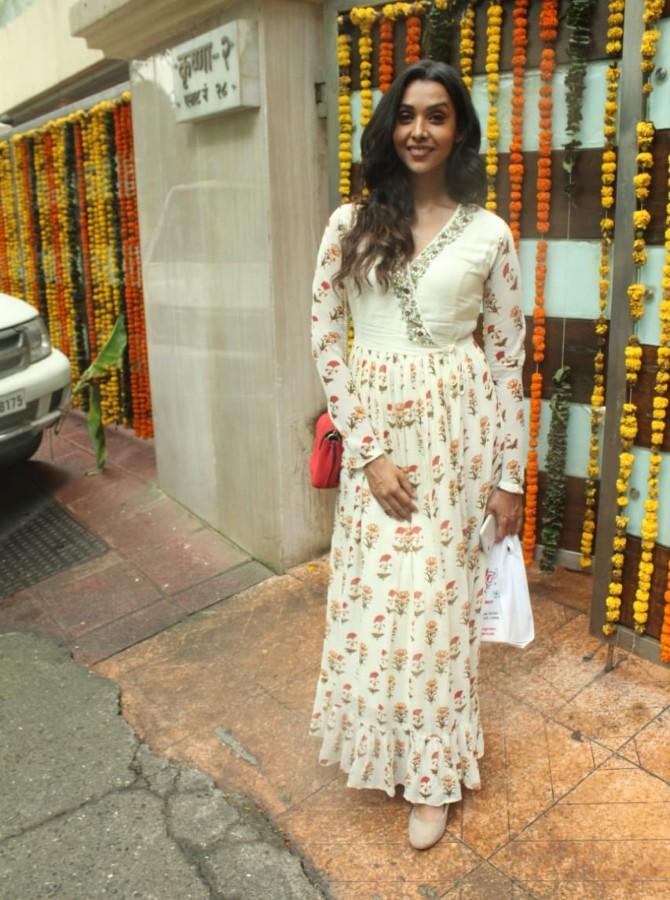 Anupriya Goenka's white floral dress attracted the attention of the guest as well as the paparazzi as she attended the Ganesh Visarjan celebrations at Ekta Kapoor's residence.