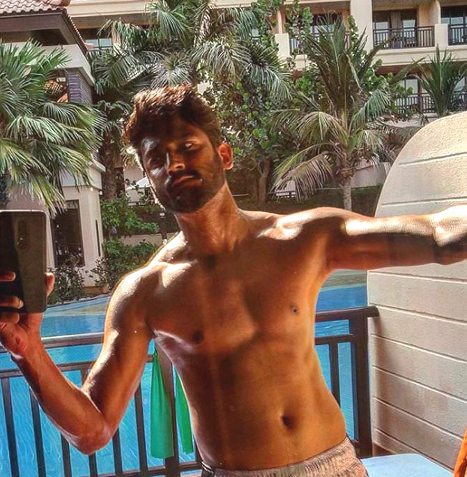 Sunrisers Hyderabad fast bowler Khaleel Ahmed shared a photo of him showing off his ripped physique while at Anantara The Palm Dubai Resort and wrote, 