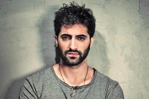 Akshay Oberoi: Negative roles are fun because they have no limitations