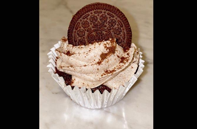 Oreo cupcake